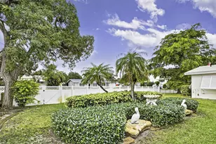 1610 Crest Dr, Lake Worth, FL 33461 - Photo 50
