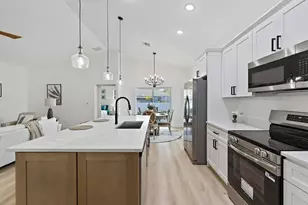 8635 98th Ct, Vero Beach, FL 32967 - Photo 14