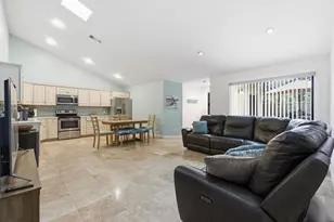 5284 Eagle Lake Dr, Palm Beach Gardens, FL 33418 - Photo 14