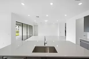 10146 Royal Ascot Ave, Lake Worth, FL 33449 - Photo 12