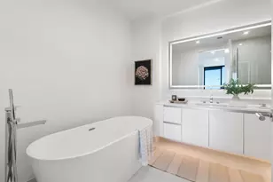 220 Lake Shore Dr, Lake Park, FL 33403 - Photo 10