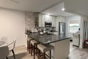 1020 Country Club Dr, Margate, FL 33063 - Photo 8