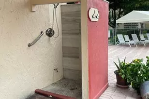 1020 Country Club Dr, Margate, FL 33063 - Photo 52