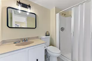 198 Lake Frances Dr, West Palm Beach, FL 33411 - Photo 16