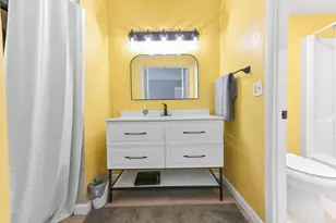 198 Lake Frances Dr, West Palm Beach, FL 33411 - Photo 12