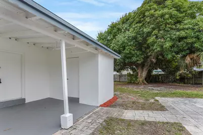 1560 NE 43rd Street, Pompano Beach, FL 33064 - Photo 1