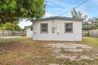 1560 NE 43rd Street, Pompano Beach, FL 33064 - Photo 4