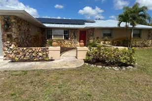 189 NE Caprona Ave, Port Saint Lucie, FL 34983 - Photo 44