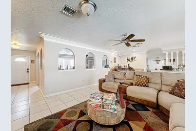 189 NE Caprona Avenue, Port Saint Lucie, FL 34983 - Photo 10