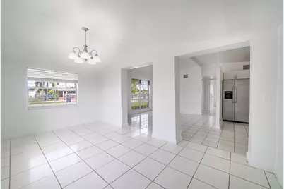 5652 S Rue Road, West Palm Beach, FL 33415 - Photo 12