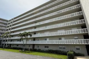 801 Lake Shore Dr, Lake Park, FL 33403 - Photo 2