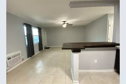 810 Lake Shore Drive #17, Lake Park, FL 33403 - Photo 4