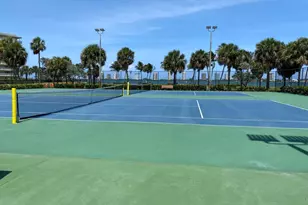 810 Lake Shore Dr, Lake Park, FL 33403 - Photo 16