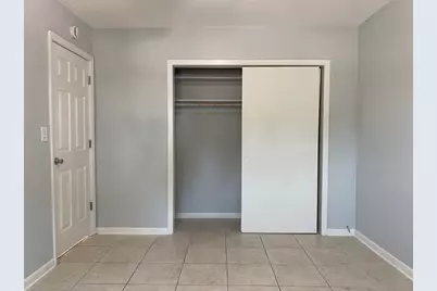 810 Lake Shore Drive #17, Lake Park, FL 33403 - Photo 8