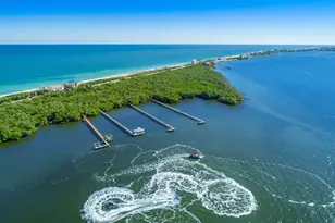 23 NE MacArthur Blvd, Stuart, FL 34996 - Photo 14