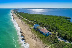 23 NE MacArthur Blvd, Stuart, FL 34996 - Photo 6