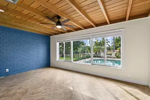 1404 Alpha Ct S, West Palm Beach, FL 33406 - Photo 22