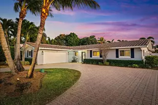 1404 Alpha Ct S, Lake Clarke Shores, FL 33406 - Photo 1