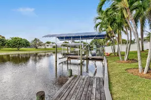 1404 Alpha Ct S, West Palm Beach, FL 33406 - Photo 42