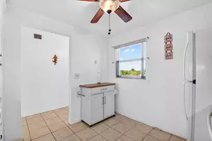 230 NE 26th Ave, Boynton Beach, FL 33435 - Photo 20