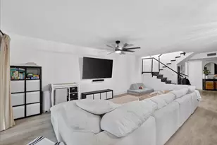 9729 N New River Canal Rd, Plantation, FL 33324 - Photo 16