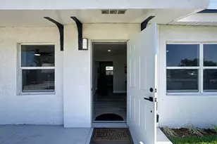 2338 2nd Ct SE, Vero Beach, FL 32962 - Photo 4