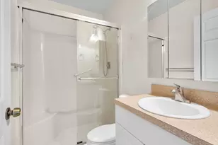 100 Spring Lake Dr, Vero Beach, FL 32962 - Photo 14