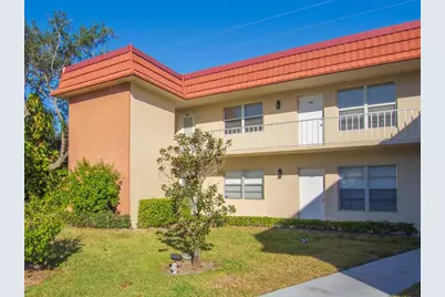 100 Spring Lake Drive #107, Vero Beach, FL 32962 - Photo 6
