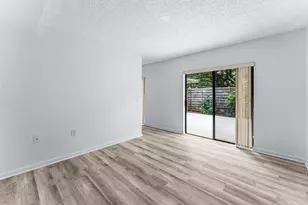 108 1st Terrace, Palm Beach Gardens, FL 33418 - Photo 6