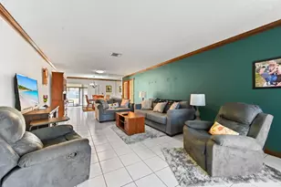 10135 Eaglewood Terrace, Boynton Beach, FL 33436 - Photo 8