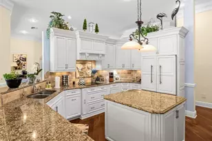 8007 Plantation Lakes Dr, Port Saint Lucie, FL 34986 - Photo 14