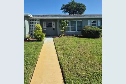 737 N High Point Bend S #B, Delray Beach, FL 33445 - Photo 2