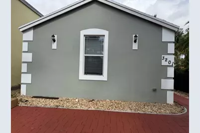 3201 Johns Place, Palm Springs, FL 33461 - Photo 1