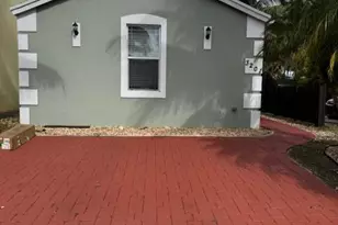 3201 John's Pl, Palm Springs, FL 33461 - Photo 2