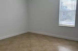 3201 John's Pl, Palm Springs, FL 33461 - Photo 16