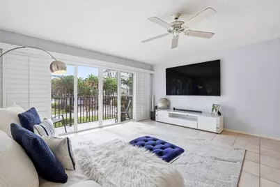 2049 SE 6th Street #F, Deerfield Beach, FL 33441 - Photo 4