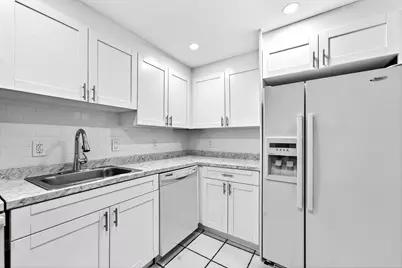 1681 NW 70th Avenue #102, Plantation, FL 33313 - Photo 12