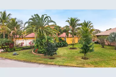 465 NW Dover Court, Port Saint Lucie, FL 34983 - Photo 2