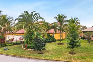 465 NW Dover Ct, Port Saint Lucie, FL 34983 - Photo 2