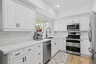 2011 NE 60th St, Fort Lauderdale, FL 33308 - Photo 16