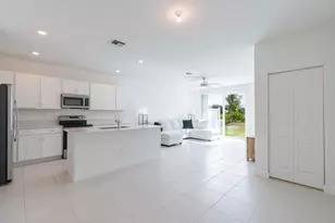 620 SE Lk Fls St, Port Saint Lucie, FL 34984 - Photo 14