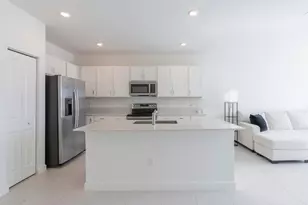 620 SE Lk Fls St, Port Saint Lucie, FL 34984 - Photo 10