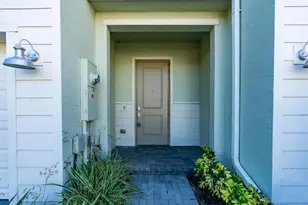 620 SE Lk Fls St, Port Saint Lucie, FL 34984 - Photo 4