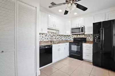 16379 Water Way, Delray Beach, FL 33484 - Photo 8