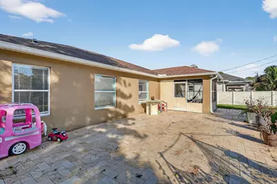 1121 SW Ivanhoe Street W, Port Saint Lucie, FL 34983 - Photo 42