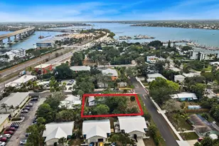 621 NW Australian St, Stuart, FL 34994 - Photo 1