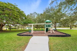 2841 Livingston Ln, West Palm Beach, FL 33411 - Photo 42