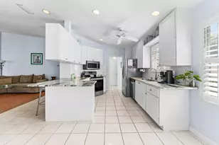 2841 Livingston Ln, West Palm Beach, FL 33411 - Photo 8