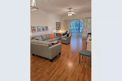 7484 La Paz Boulevard #203, Boca Raton, FL 33433 - Photo 6