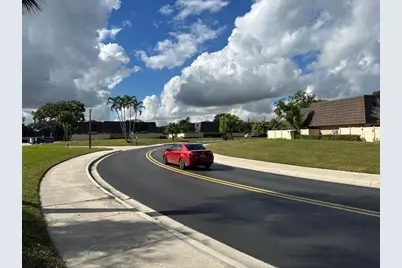 6927 69th Way, West Palm Beach, FL 33407 - Photo 14